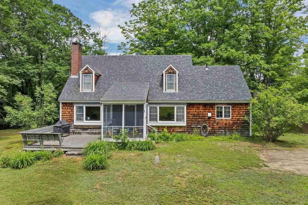 371 Range Road Sandwich NH 03227