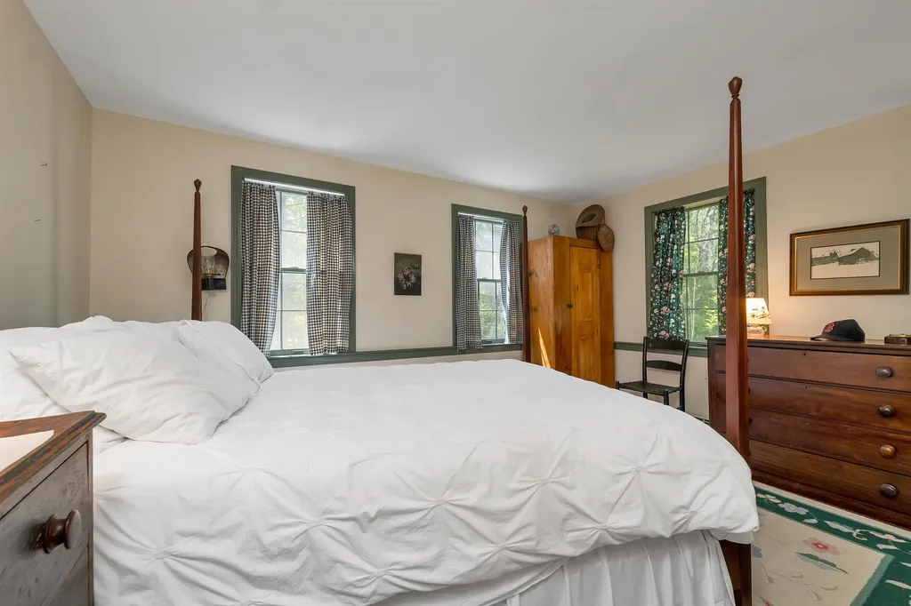 371 Range Road Sandwich NH 03227