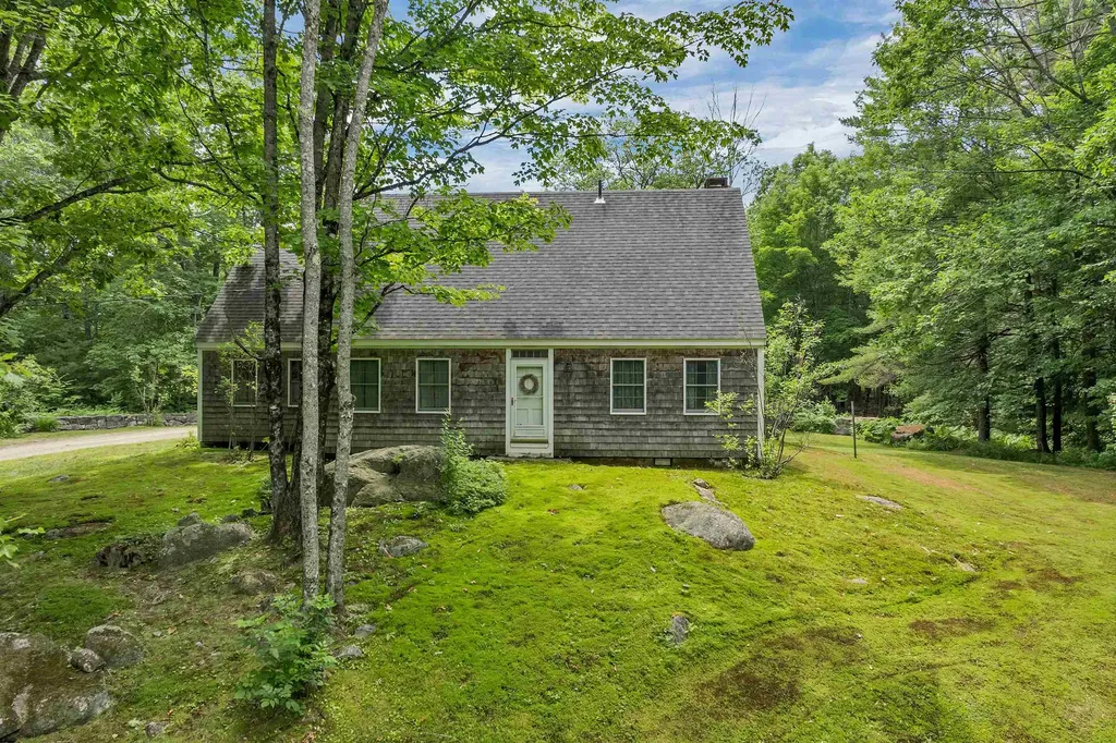 371 Range Road Sandwich NH 03227