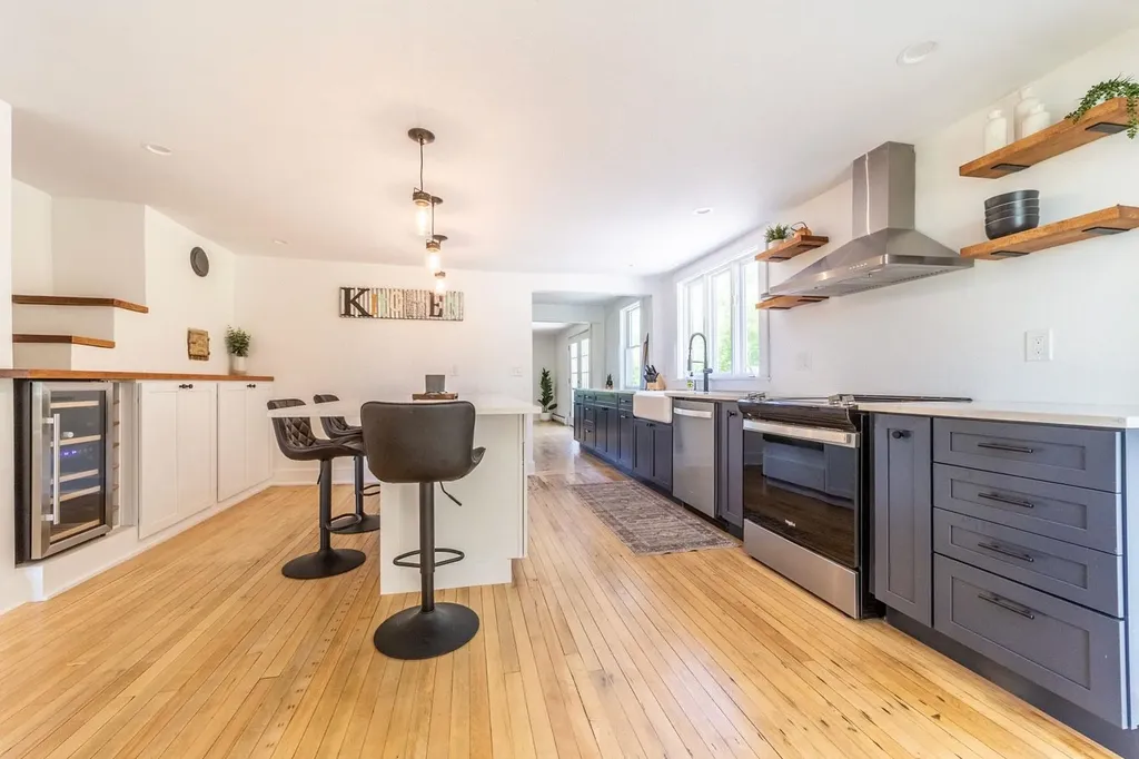 620 Poole Hill Road Bridgewater NH 03222