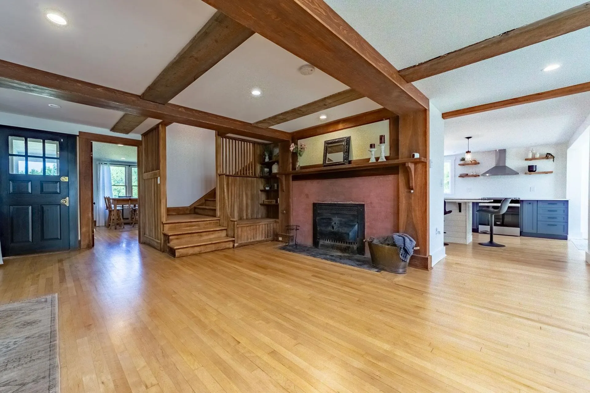 620 Poole Hill Road Bridgewater NH 03222