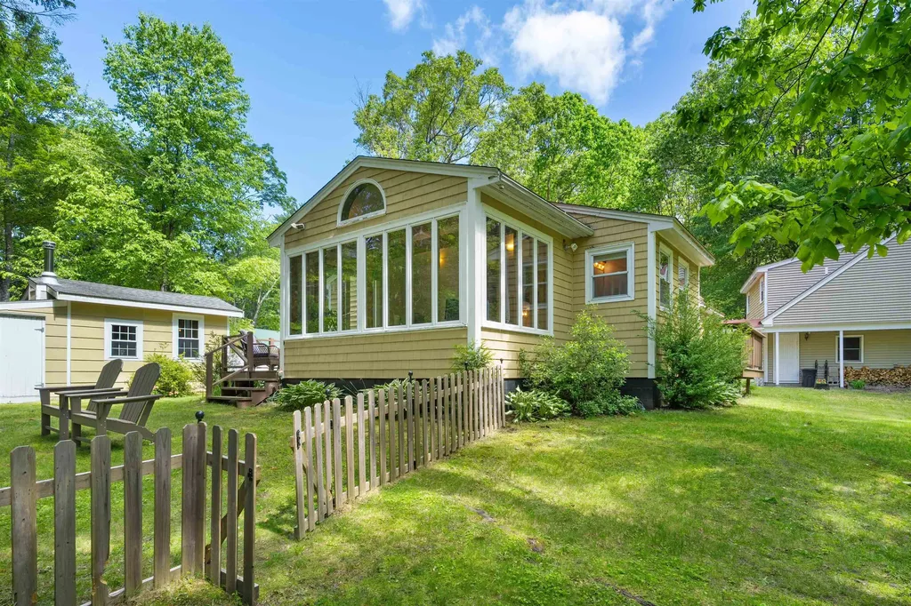 18 Owl Lane Lee NH 03861