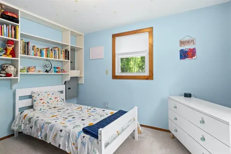 18 Owl Lane Lee NH 03861
