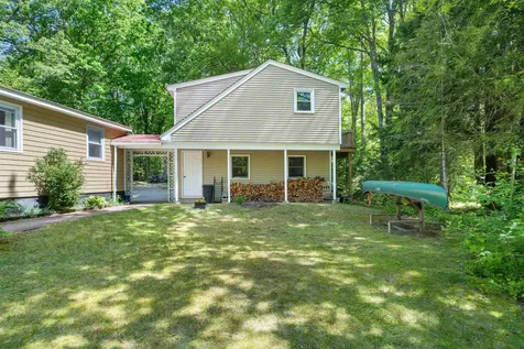 18 Owl Lane Lee NH 03861