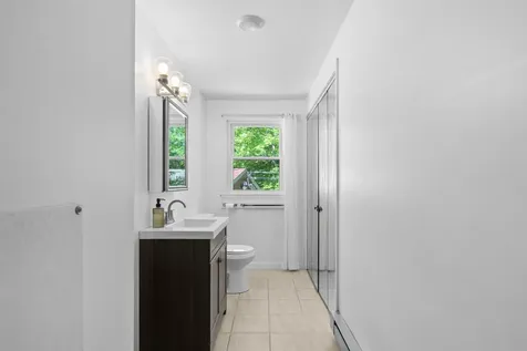 18 Owl Lane Lee NH 03861
