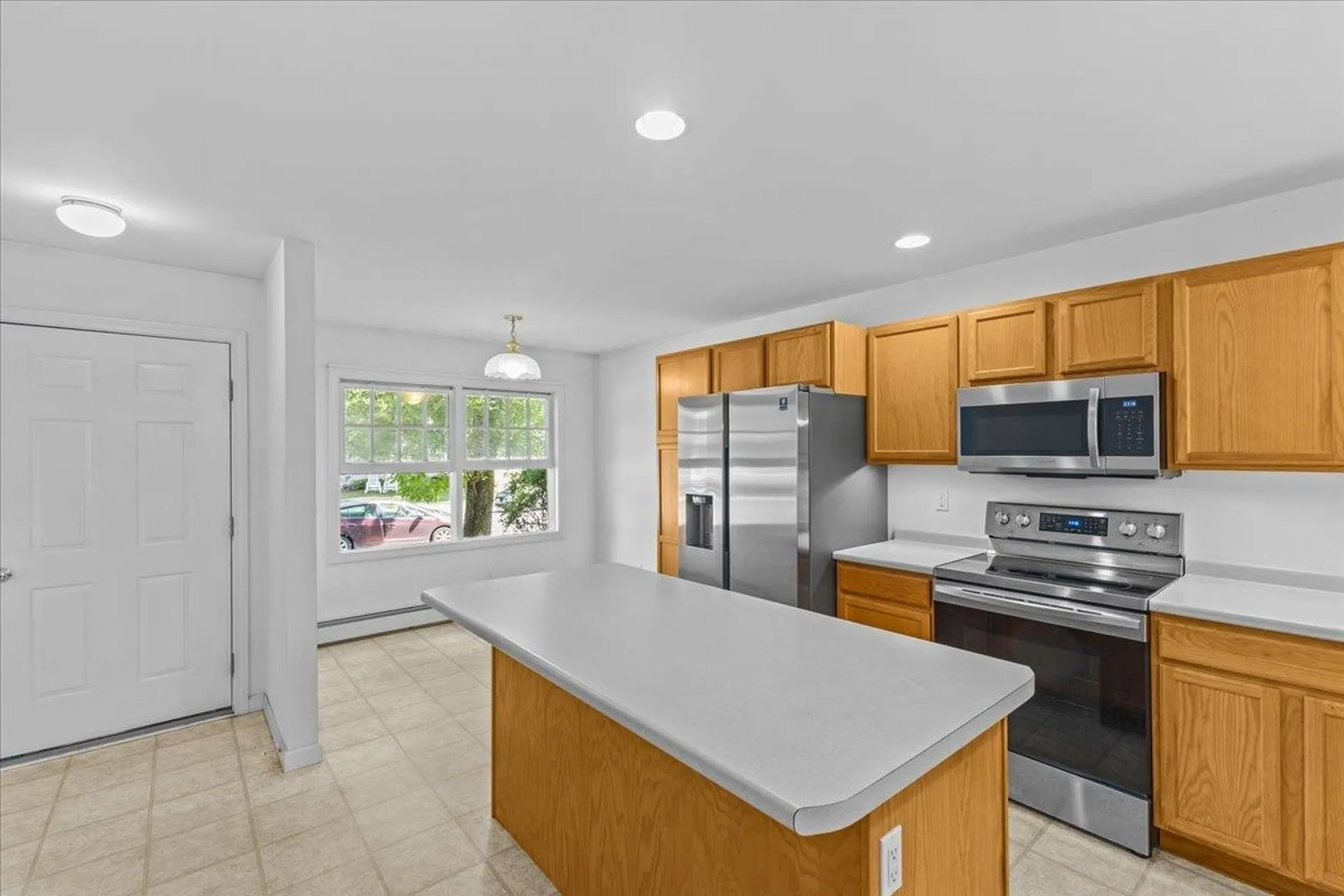 83 Chelsea Place Williston VT 05495