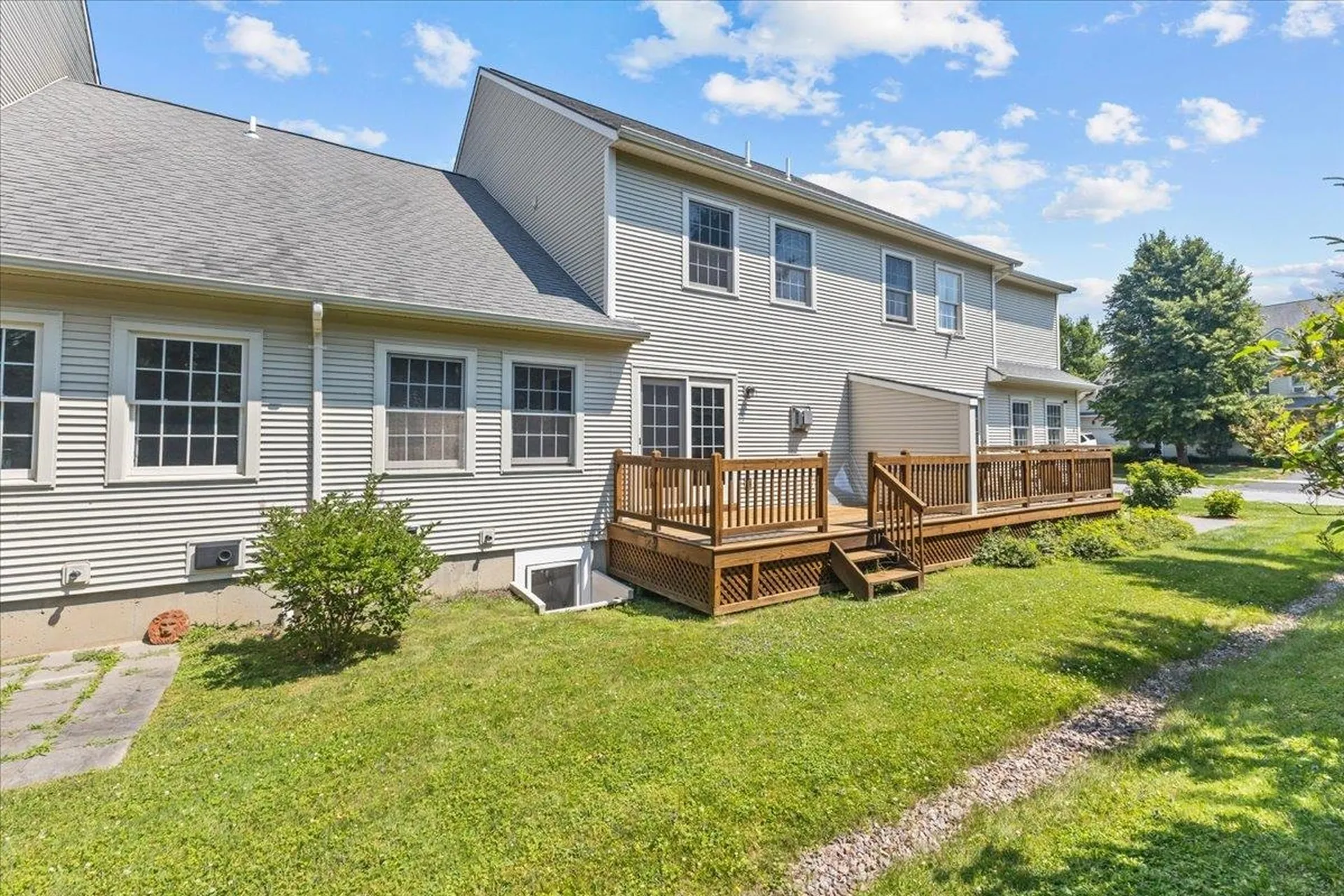 83 Chelsea Place Williston VT 05495