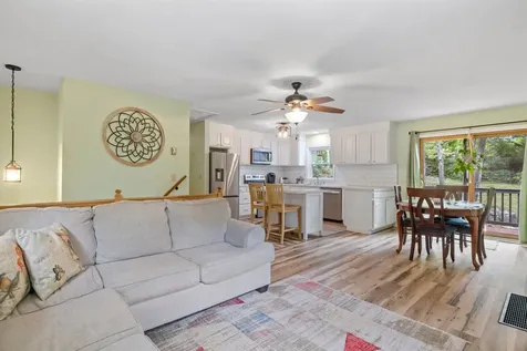 24 Hillrise Lane Meredith NH 03235