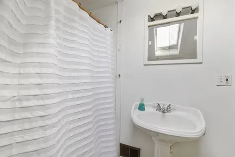 1970 Stowe Hollow Road Stowe VT 05672