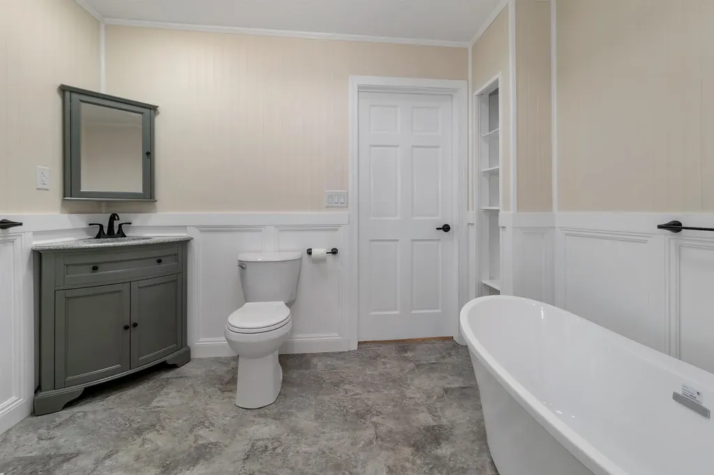 209 Green Mountain Road Effingham NH 03882