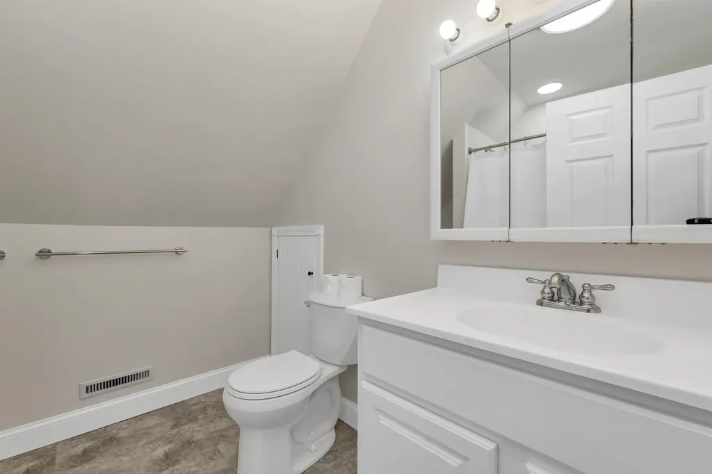 209 Green Mountain Road Effingham NH 03882