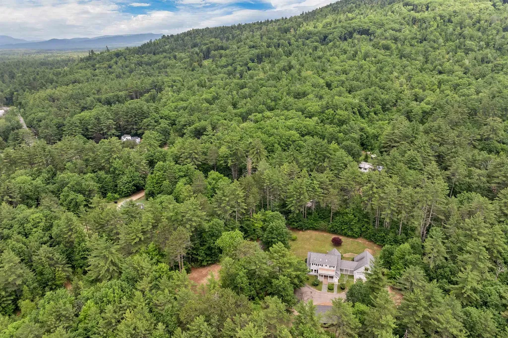 209 Green Mountain Road Effingham NH 03882