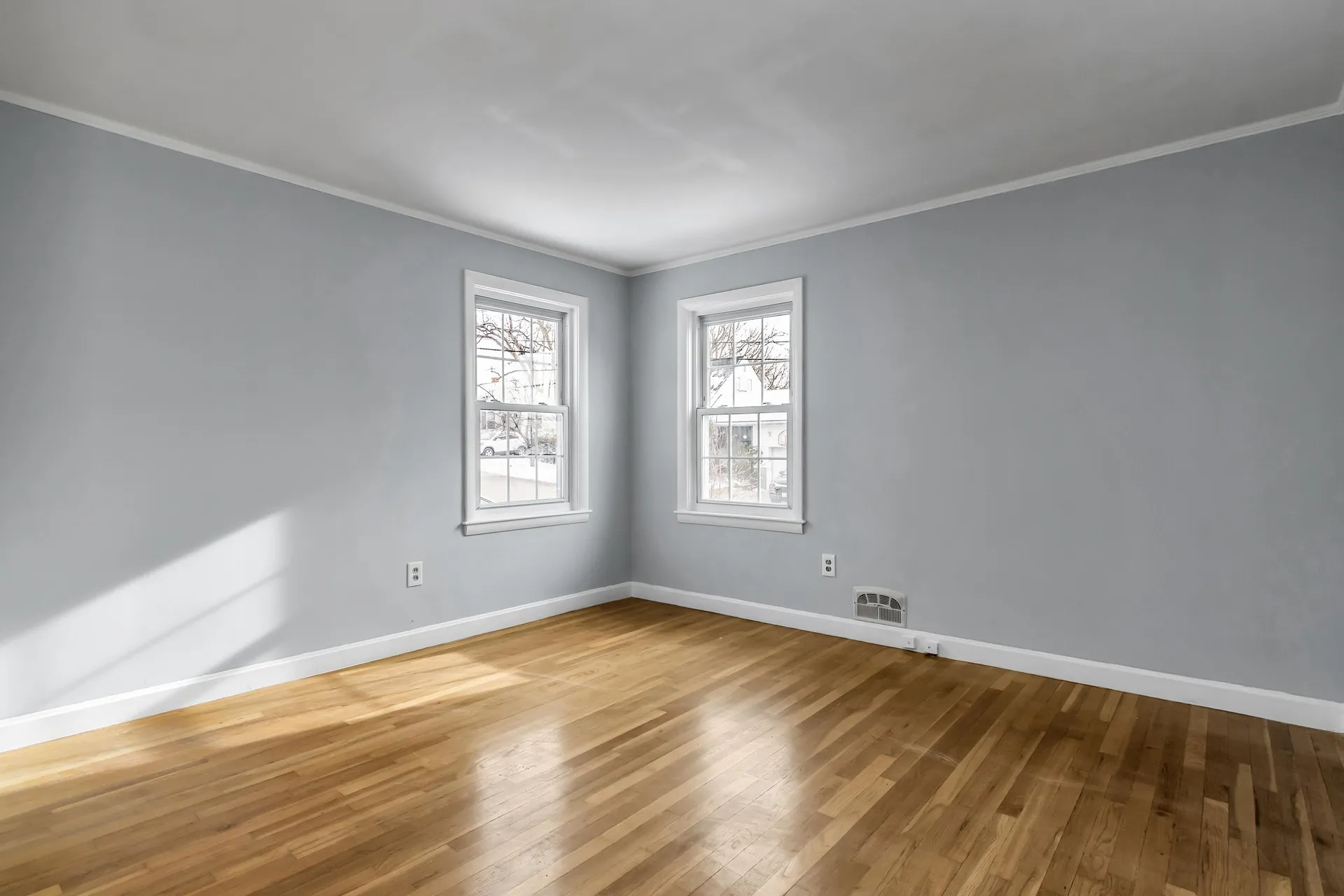 354 Seames Drive Manchester NH 03103