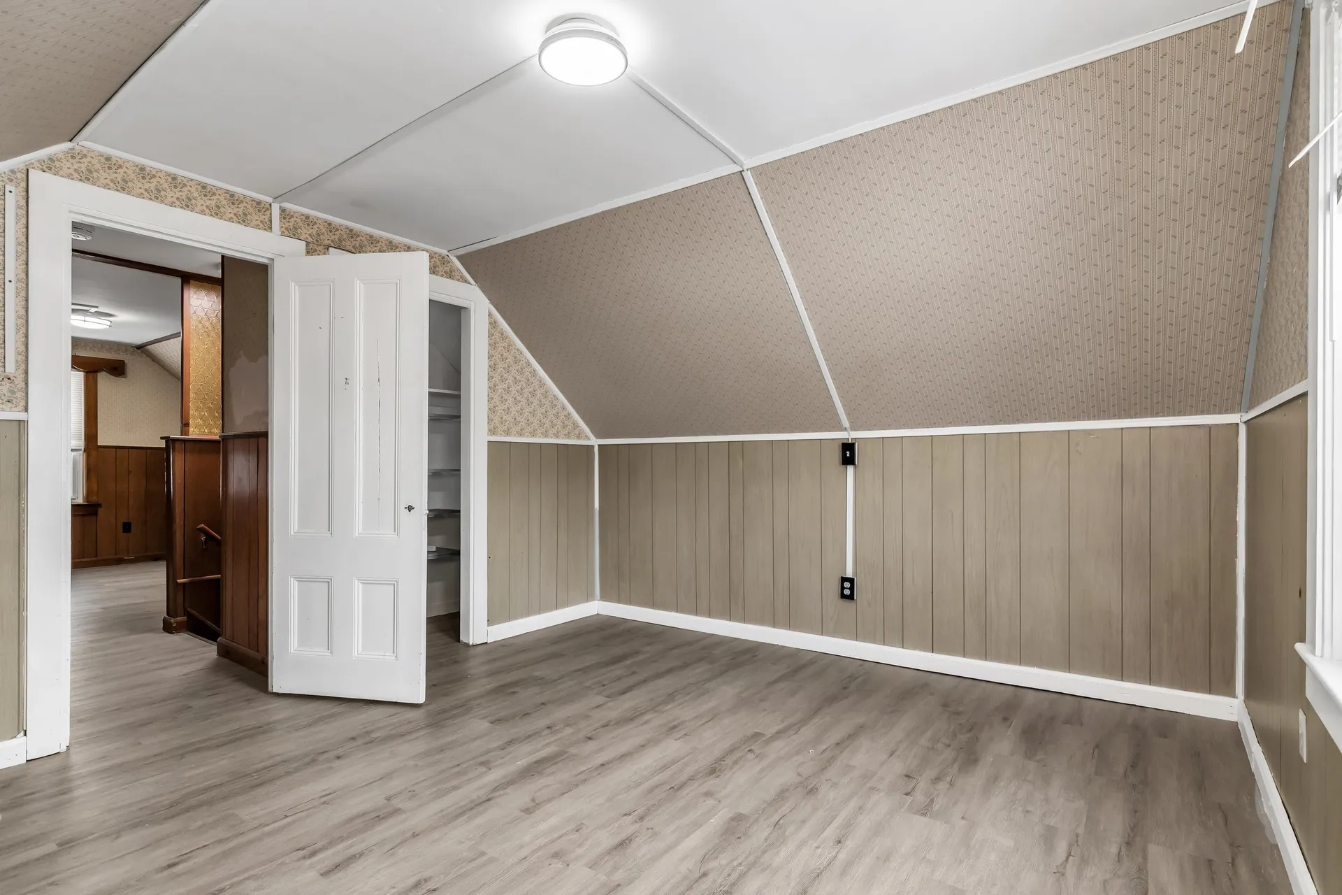 354 Seames Drive Manchester NH 03103