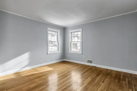 354 Seames Drive Manchester NH 03103