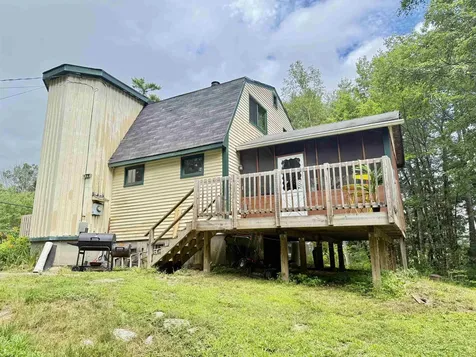 14 Whitney Road Hillsborough NH 03244