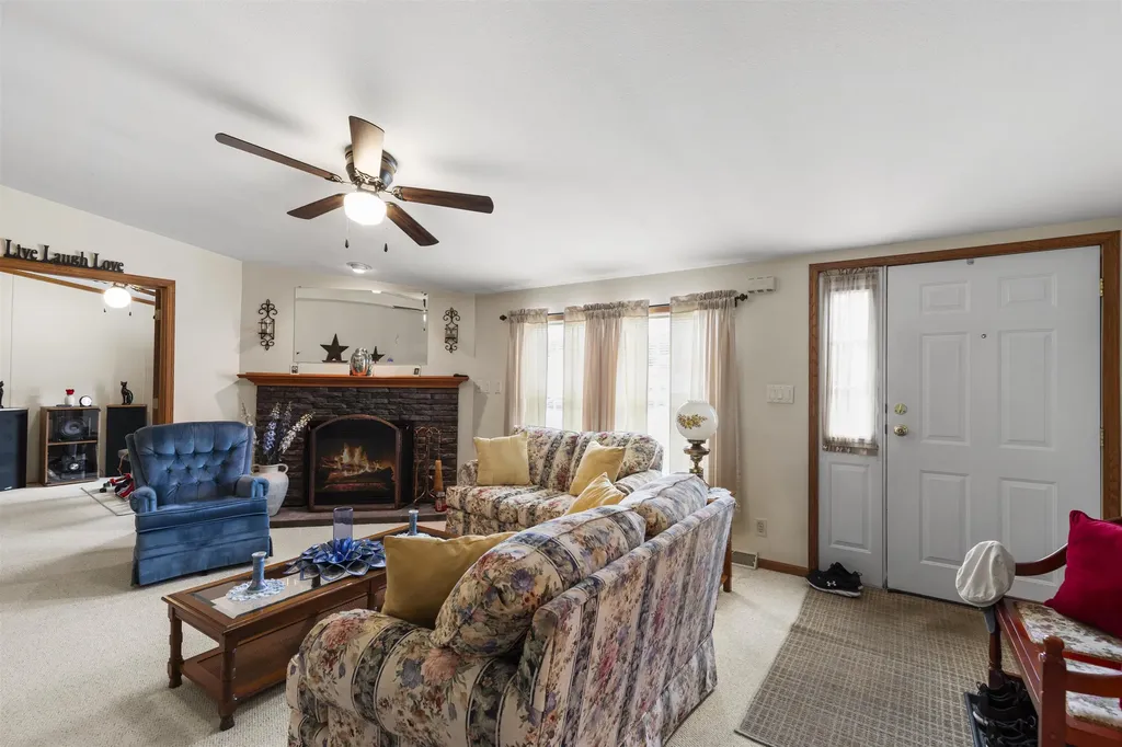 60 Constitution Way Dover NH 03820