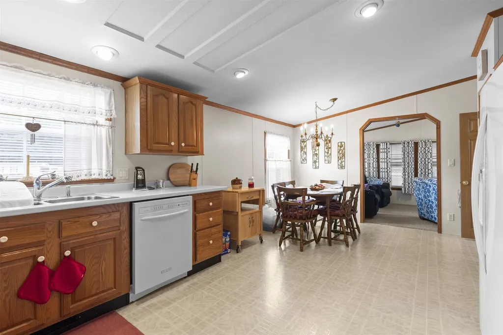 60 Constitution Way Dover NH 03820