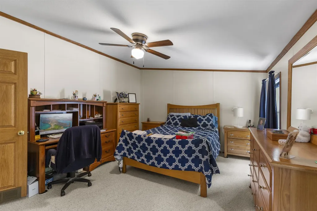 60 Constitution Way Dover NH 03820