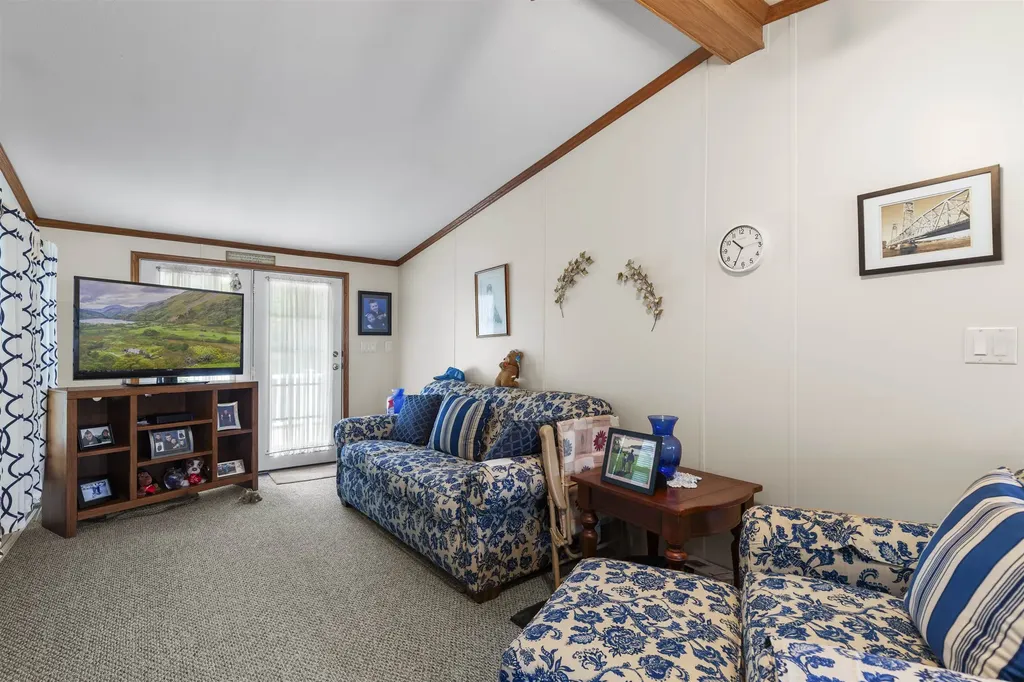 60 Constitution Way Dover NH 03820