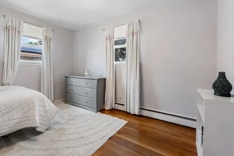 492 Cedar Street Manchester NH 03103