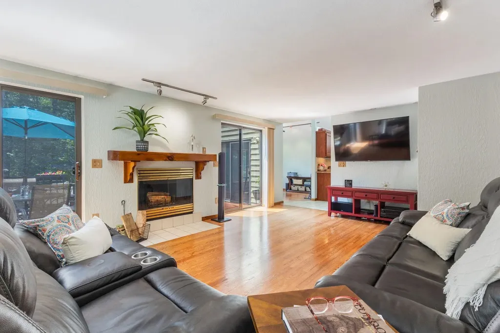 3 Dubeau Drive Derry NH 03038