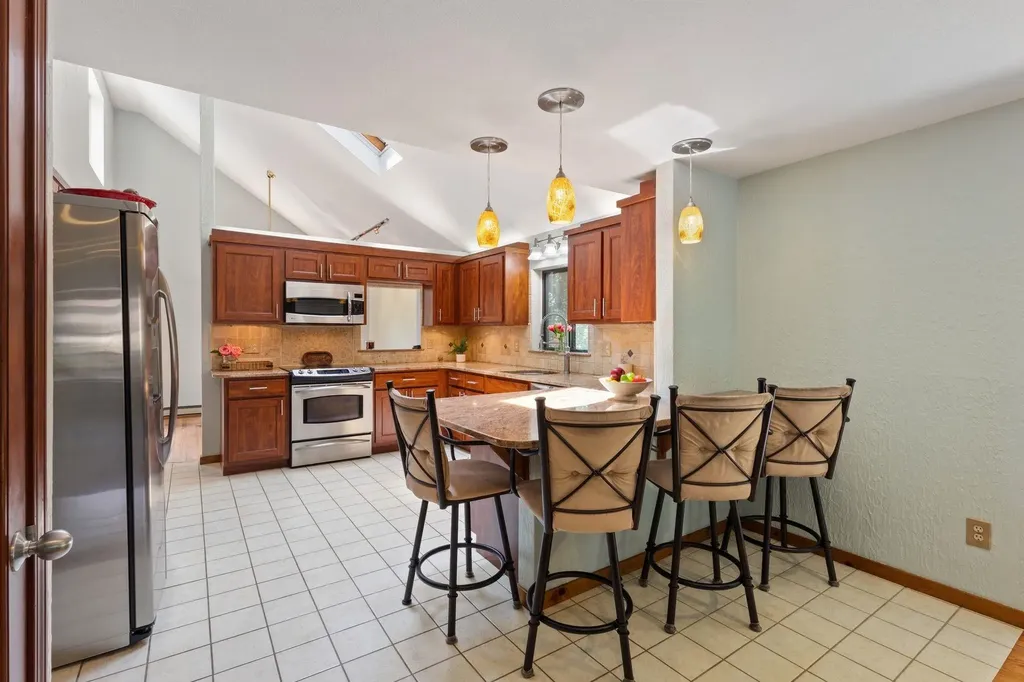 3 Dubeau Drive Derry NH 03038