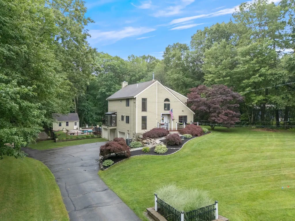 3 Dubeau Drive Derry NH 03038