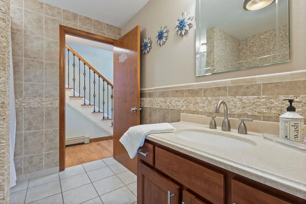 3 Dubeau Drive Derry NH 03038