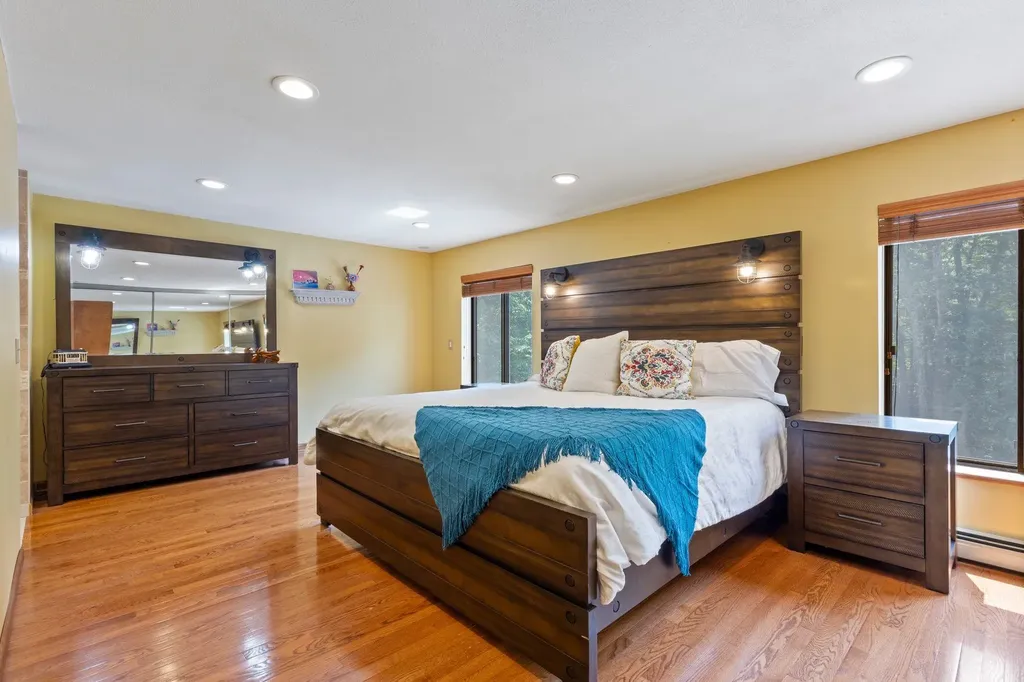 3 Dubeau Drive Derry NH 03038