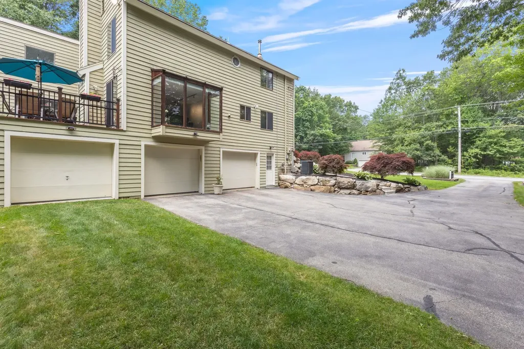 3 Dubeau Drive Derry NH 03038