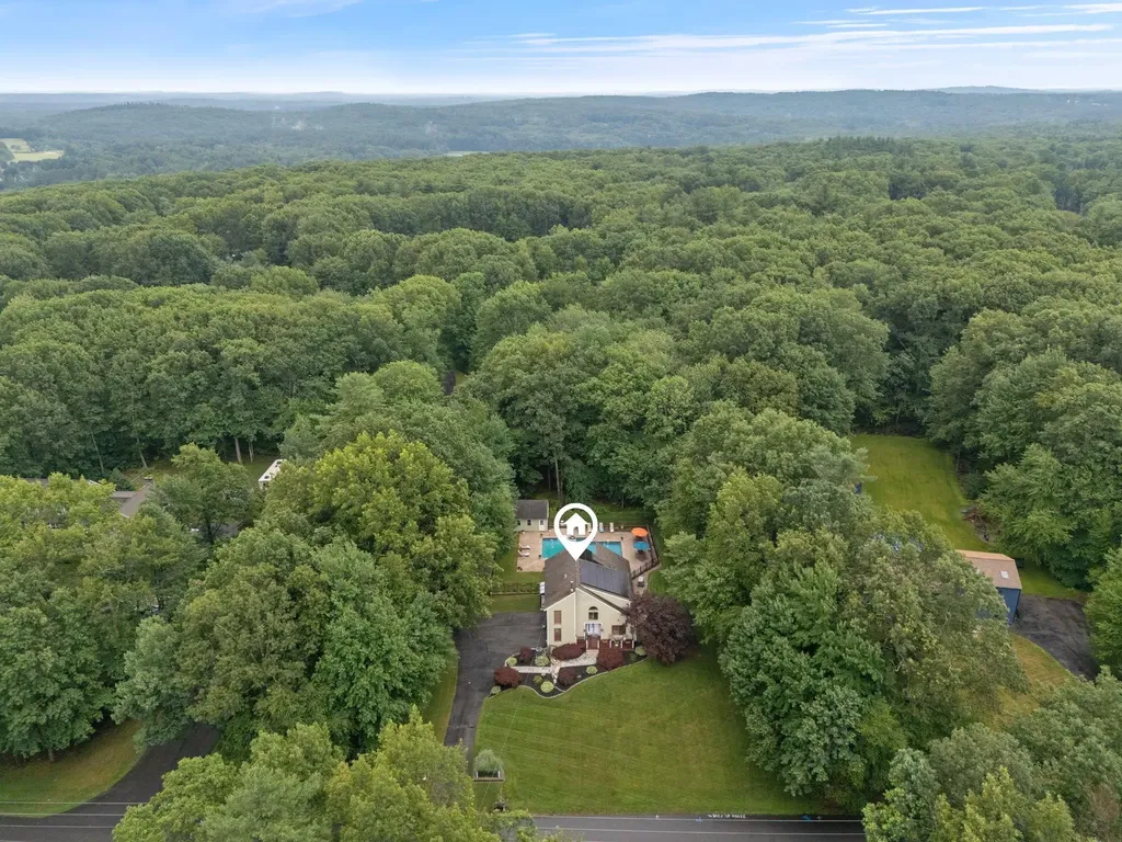 3 Dubeau Drive Derry NH 03038