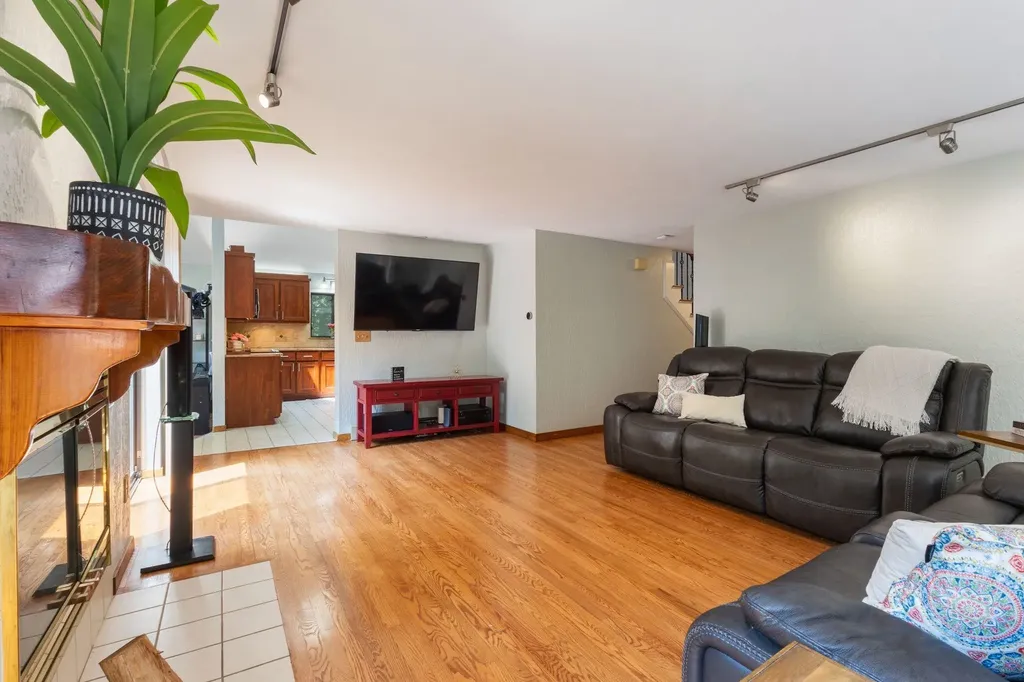 3 Dubeau Drive Derry NH 03038