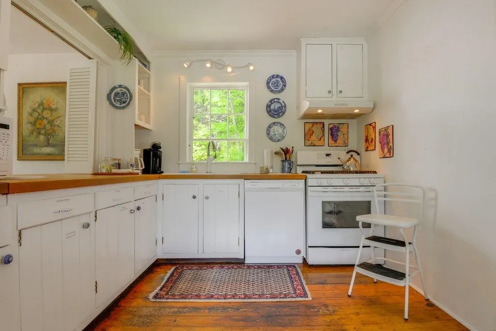 1 Dorr Fitch Road Dover VT 05356