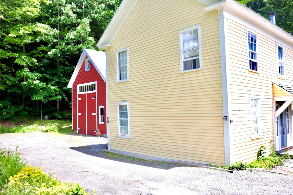 1 Dorr Fitch Road Dover VT 05356