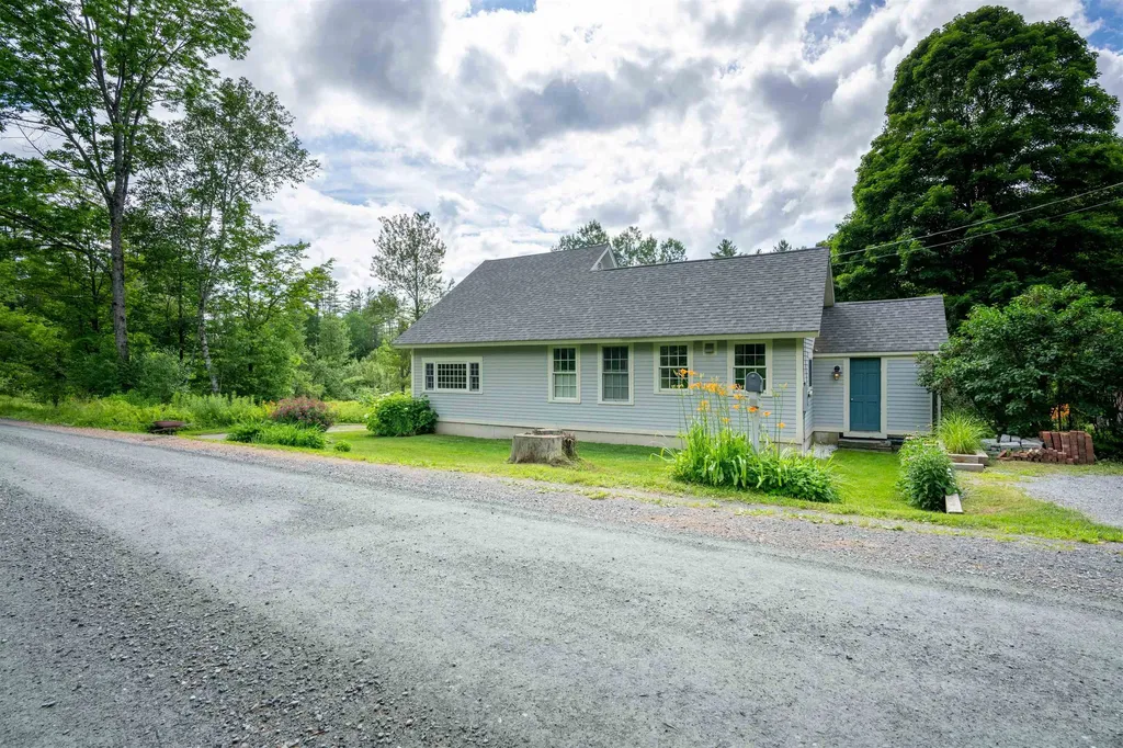 102 Turnpike Road Thetford VT 05075
