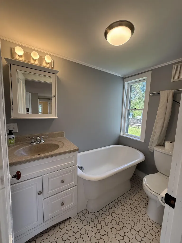 1145 Us Route 4 Canaan NH 03741