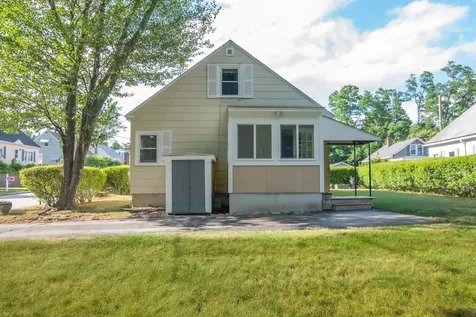 76 Charleston Avenue Manchester NH 03102