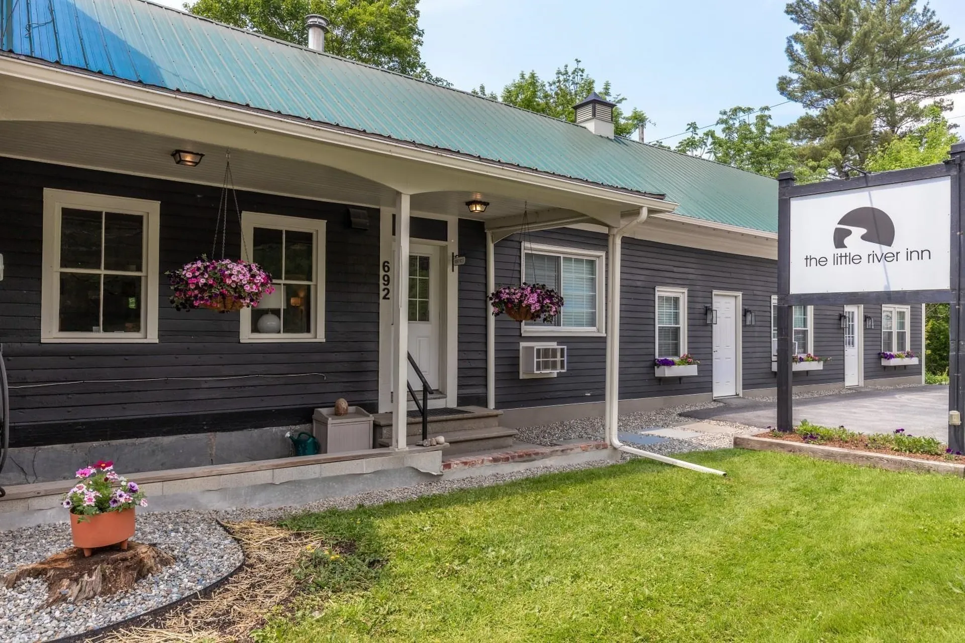 692 S Main Street Stowe VT 05672