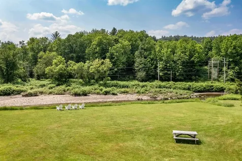 692 S Main Street Stowe VT 05672