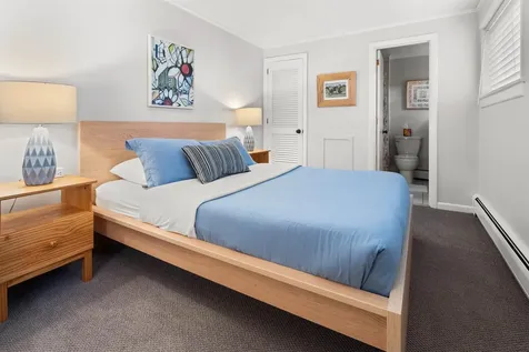 692 S Main Street Stowe VT 05672