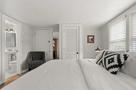 692 S Main Street Stowe VT 05672