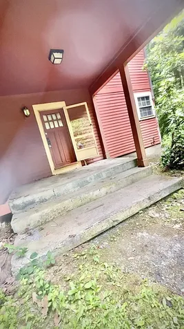31 Greenleaf Road Swanzey NH 03446