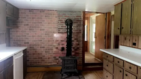 31 Greenleaf Road Swanzey NH 03446