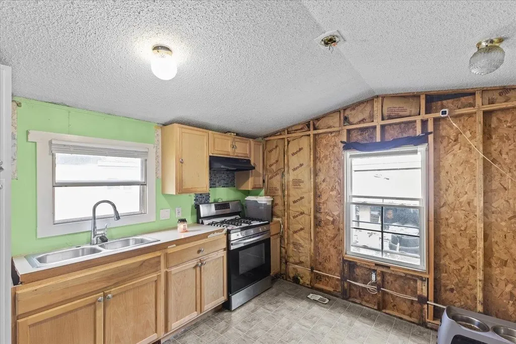 2109 North Road Hinesburg VT 05461-7111