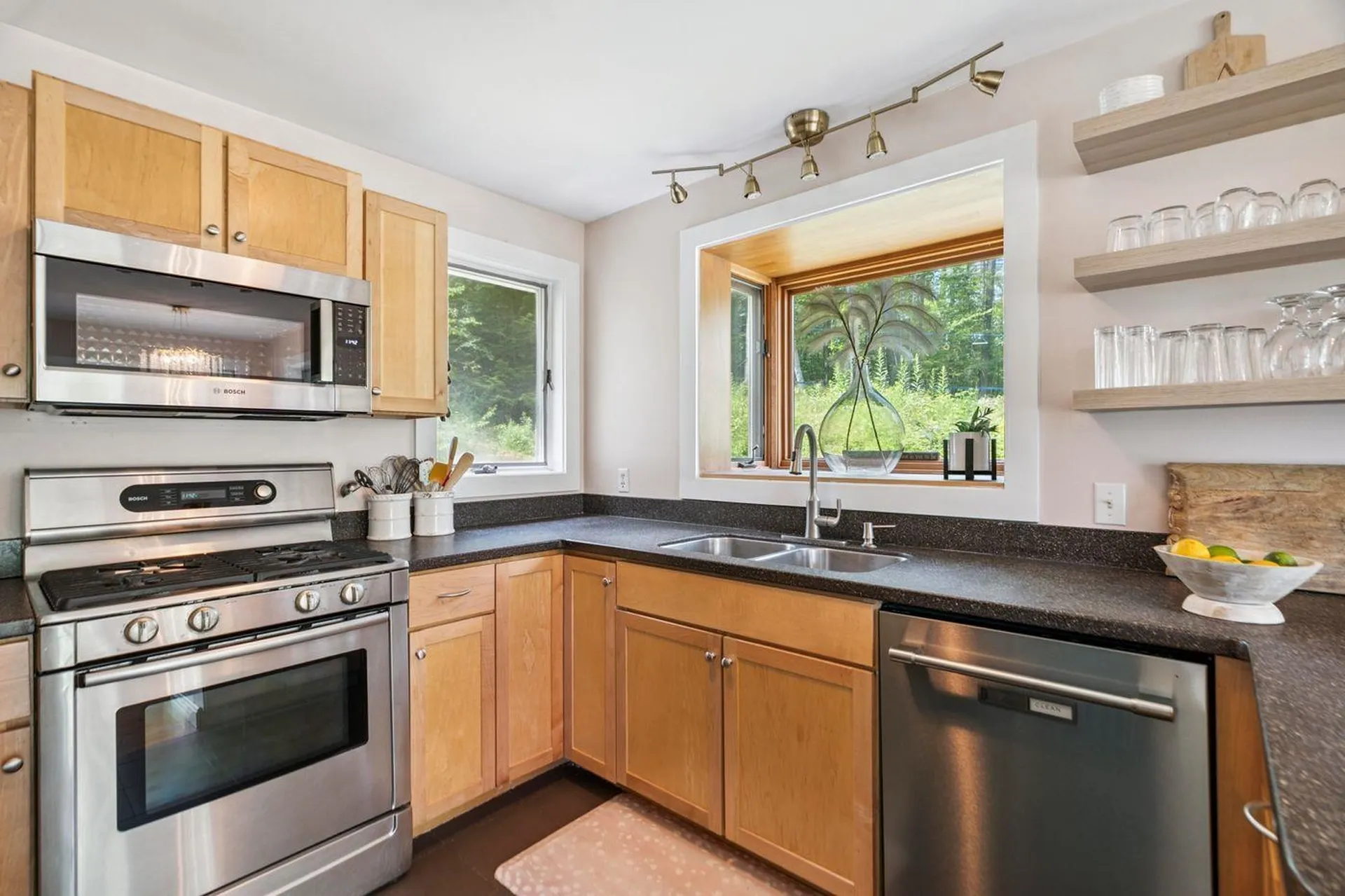 187 Black Bear Run Stowe VT 05672