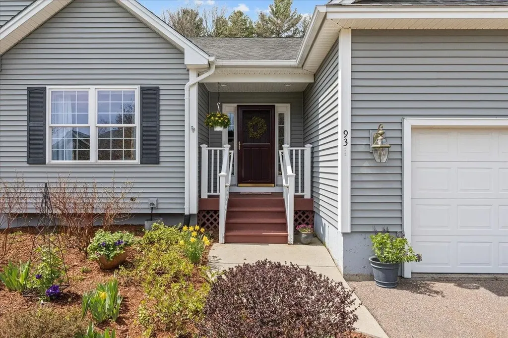 93 Hannahs Place Colchester VT 05446