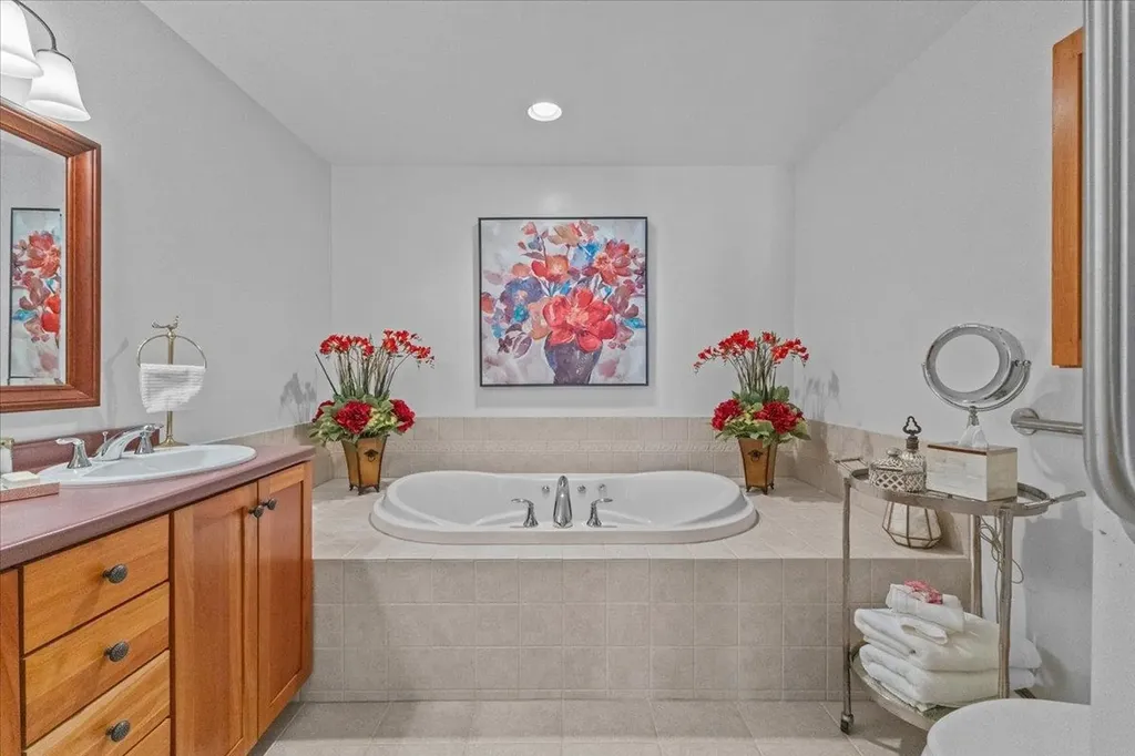 93 Hannahs Place Colchester VT 05446