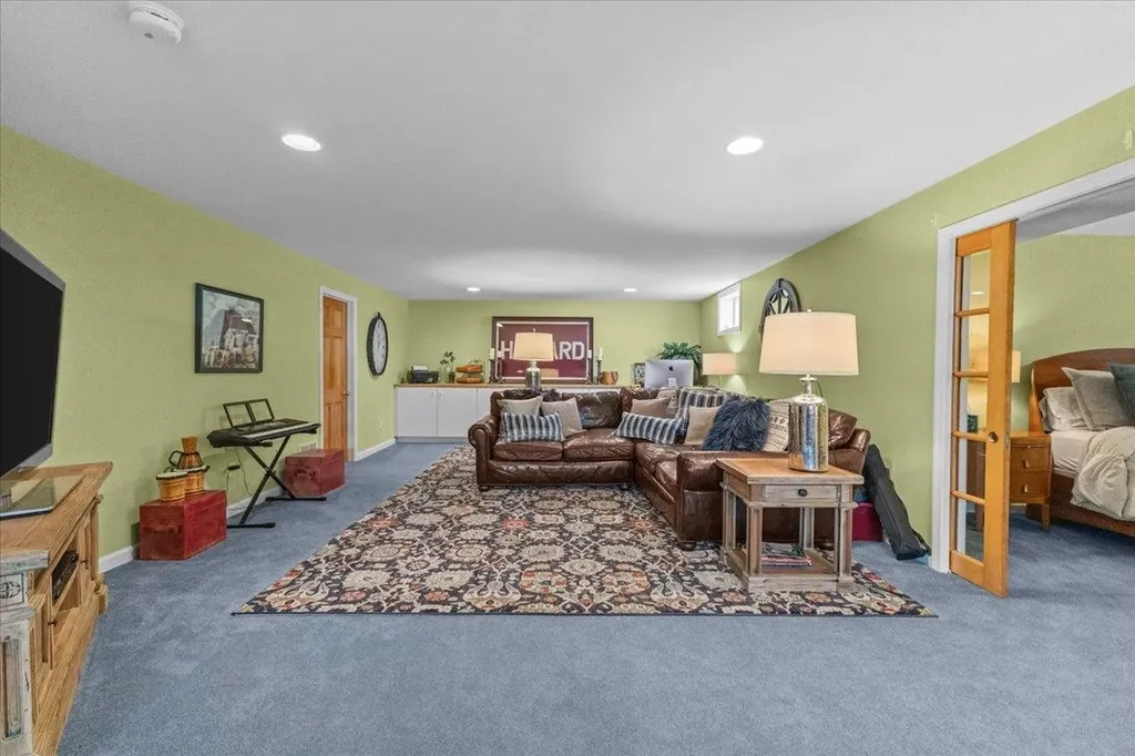 93 Hannahs Place Colchester VT 05446