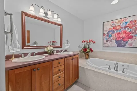 93 Hannahs Place Colchester VT 05446